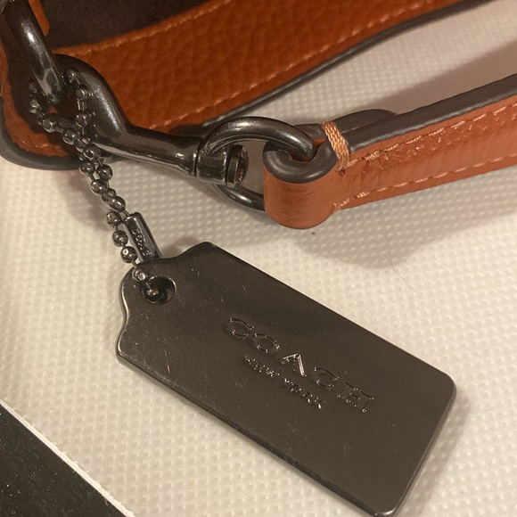 Coach Andy Crossbody with Horse & Carriage - Picture 9 of 10